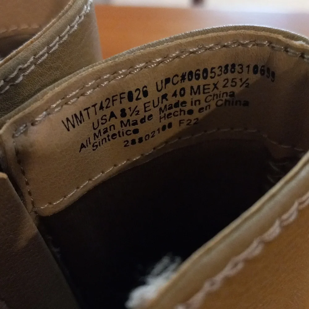 NWT 8.5 TT Ankle Boots Tan Memory Foam Comfy Slouchy Combat Moto Lug Chelsea